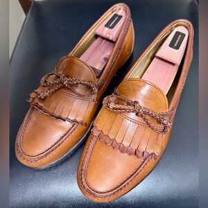 Allen Edmonds “Woodstock” Tan Leather Tassel Loafers